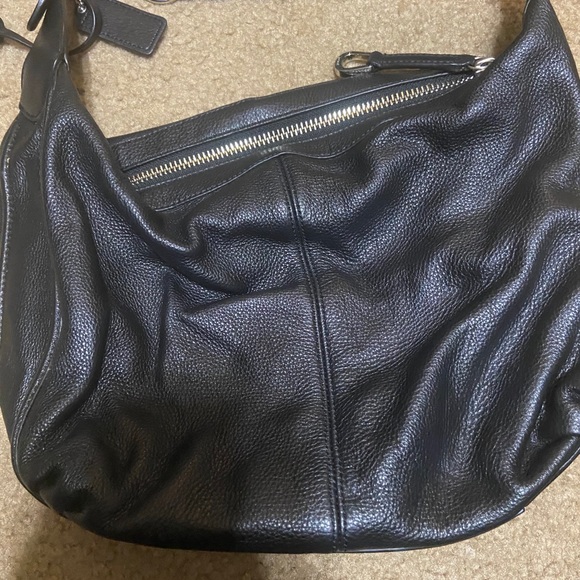 Black coach purse with strap - Picture 2 of 2